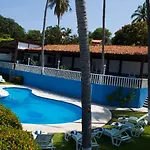 Santa Maria Acapulco